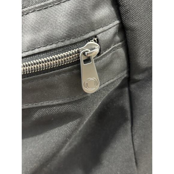 Bugaboo Changing Bag Black Camaleon Fox 16”x12” - Picture 7 of 15